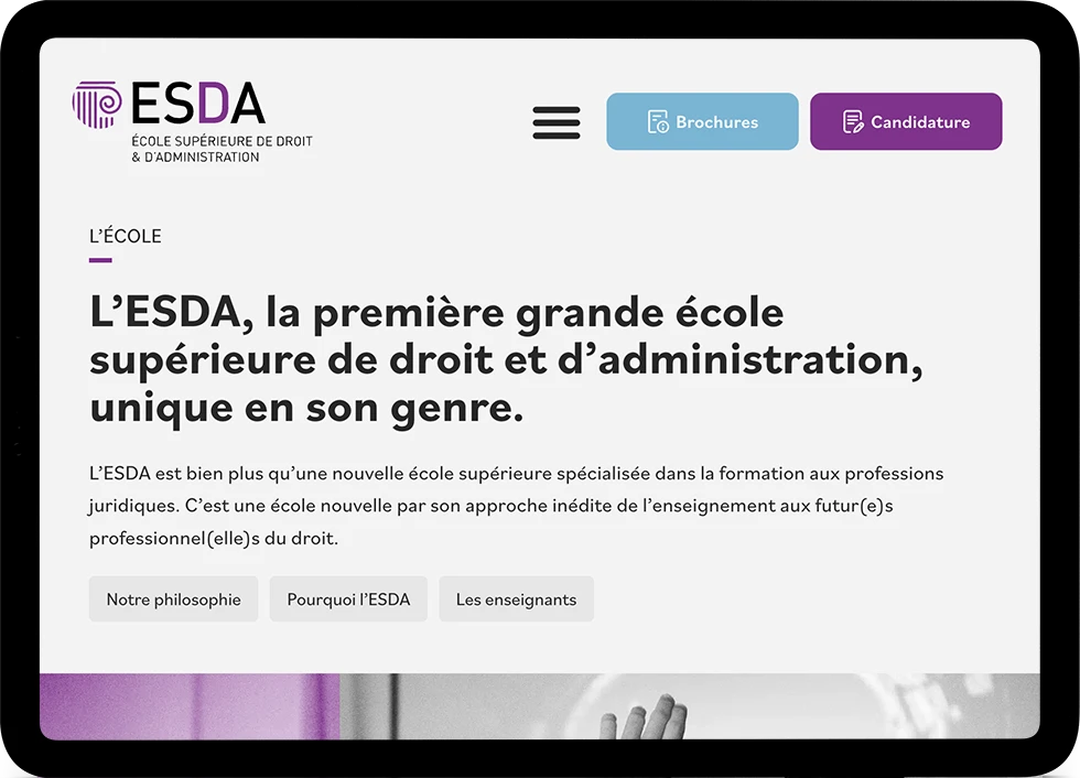 Mockup tablette d'une page web de l'ESDA : Ecole supérieure de droit et d'administration.