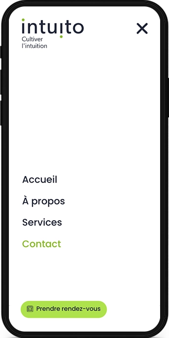 Mockup mobile du site web Intuito, entreprise dédiée à l'accompagnement des dirigeants d'entreprise.