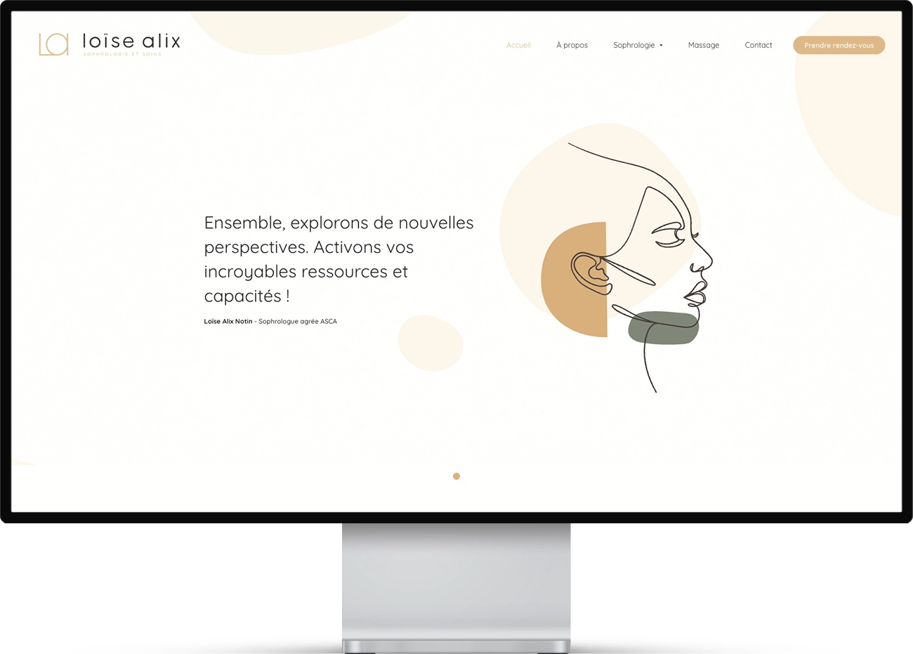 Mockup web du site web Loïse Alix Notin, thérapeute sophrologue certifiée.